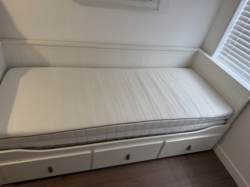 Hemnes ikea day - bed, with
