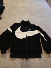Nike Big Swoosh Reversible Boa