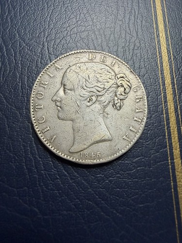 Victoria young head - victoria, 1845