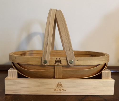 Jellycat wooden fruit basket - wooden,
