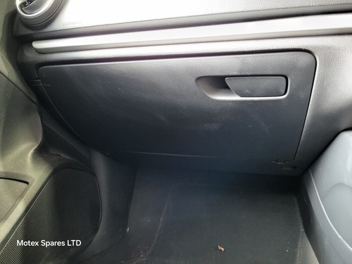 Audi mk3 glove box 2012 - glove,