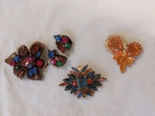 D&E Juliana Jewelry Brooch Set