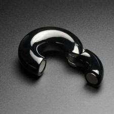 Black PVD Magnetic Circle Ear