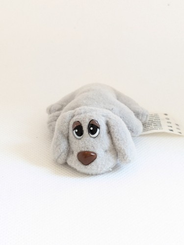 Vintage 1995 pound puppies - 1995,