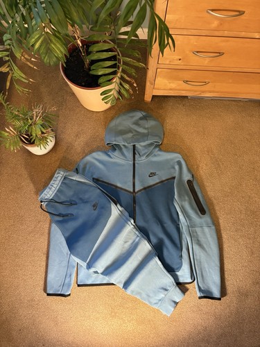 Nike tech fleece - nike,