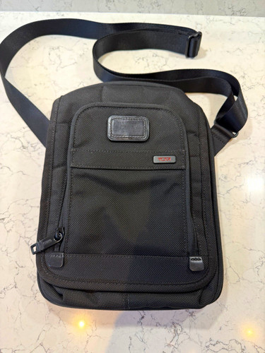 Tumi 22115dh black - tumi, nylon