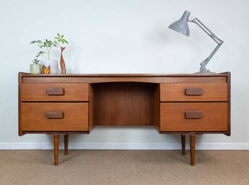 Refinished vintage mid century - refinished,