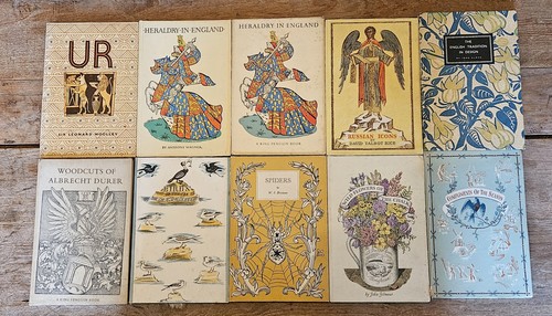 Vintage hardback penguin - 25,