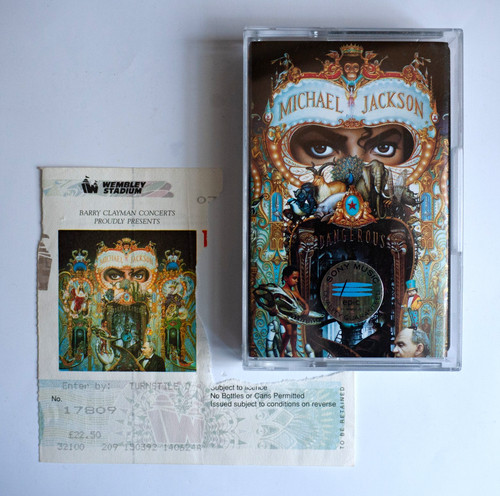 Michael jackson dangerous tour - jackson,