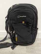 Berghaus Unisex Black Trion 30