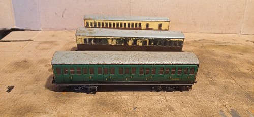 Hornby dublo gauge tinplate - dublo, oo