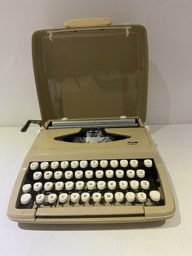 Vintage oatmeal smith corona - oatmeal,