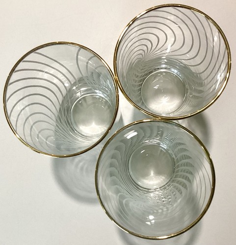 Spiralled pattern small - spiralled,