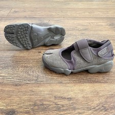 Nike - Women’s Uk 3.5 - Air