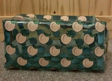 WHSmith Peaches Cube Pencil Case