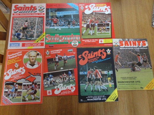 Football programmes man utd