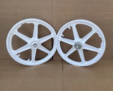 Bicycle plastic white - bicycle, mag