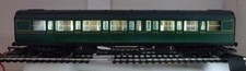 HORNBY R431? SR MAUNSELL COMPOSITE COACH 1384 - OO GAUGE - LIGHTS (CHP893)