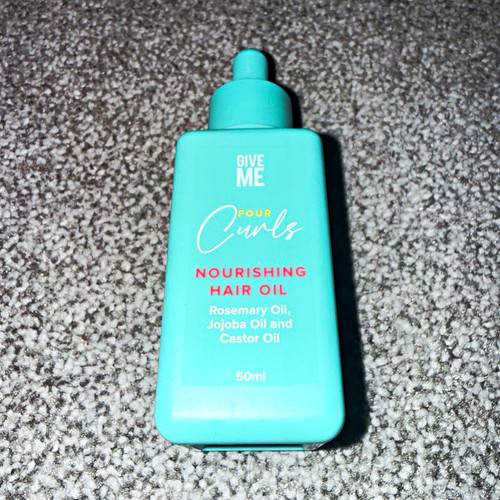 Give cosmetics four - give,