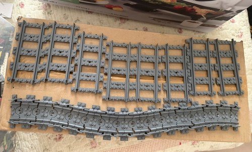 Lego train tracks grey - train,