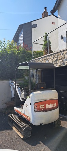 2008 ton bob cat excavator - 2008,