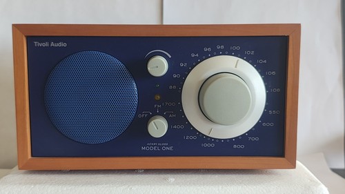 Tivoli audio model one fm - one, am