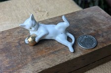 Vintage mini white porcelain - vintage,