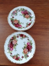 2 Royal Albert Fine Bone China