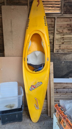 Pyranha acrobat 270 - pyranha, kayak,