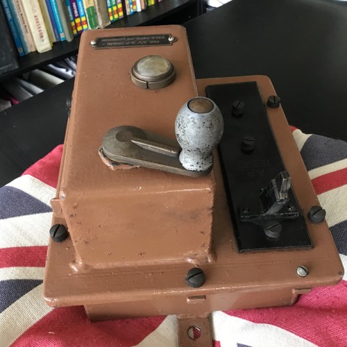 Wartime crank field - up,