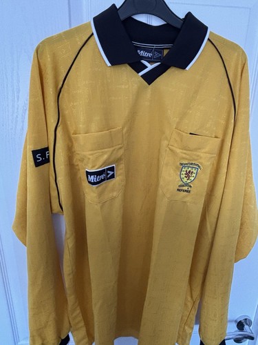 Matchworn scottish referee - scottish,