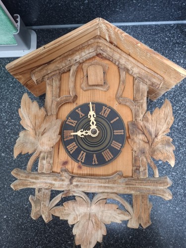1840s cuckoo clock - 1840s, shaped