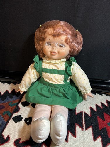 Irish girl doll 1988 - girl, 16”,