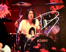 Dave Grohl (NIRVANA) Signed