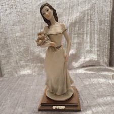 Belcari figurine - Lady