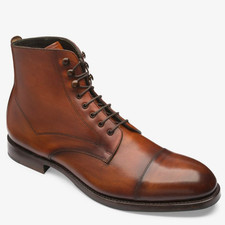 LOAKE Hirst DESERT COMBAT