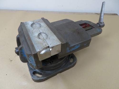 Swivel base machine vice - 9",