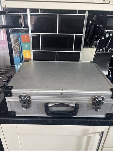 Aluminium flight case with - case,