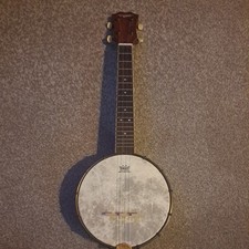 (Wi1) Countryman 4 String Banjo - Remo Weatherking Banjo Head