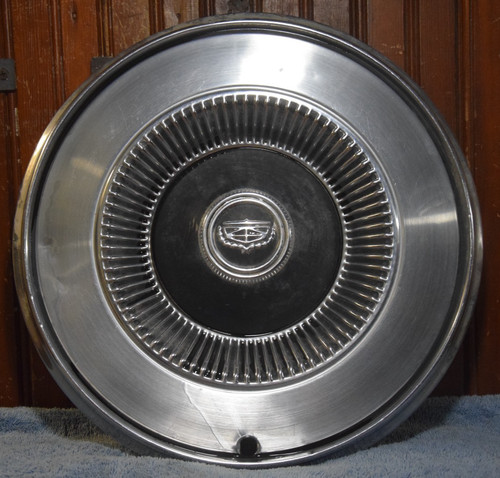 Mercury montego cover hub - mercury,