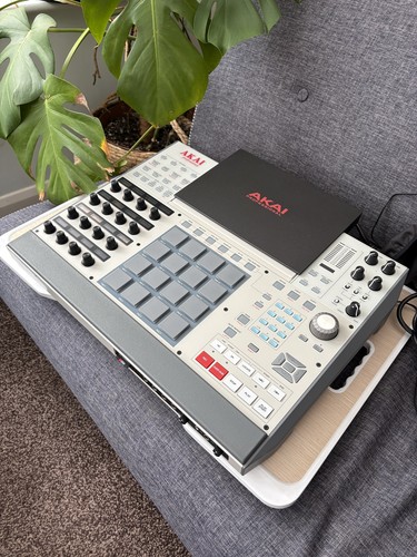 Akai professional mpc - akai, se