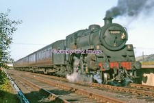 pu3251 - Railway Engine