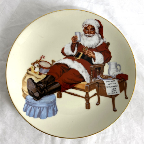 Santa takes break - santa,