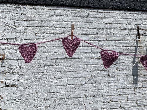 Knitted heart bunting garden - heart, bunting.