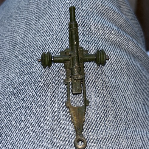 Dinky toy cannon field gun - cannon,
