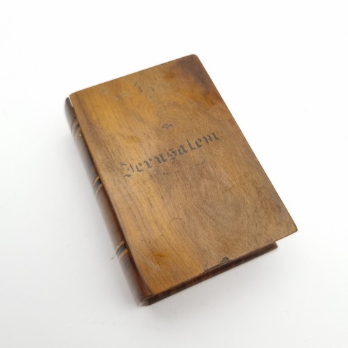 Treen vesta case book - case,