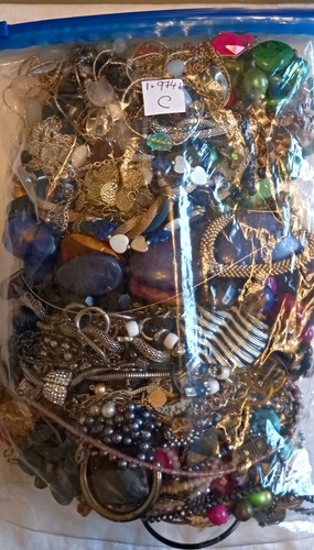 Joblot pre loved costume - of,