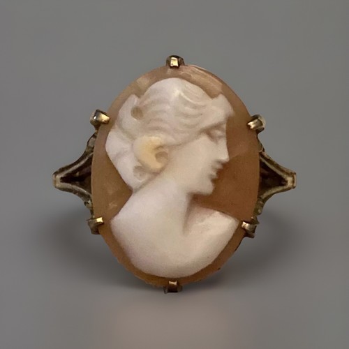 Vintage 9ct gold shell - shell, cameo