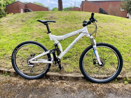 Giant full suspension medium - full,