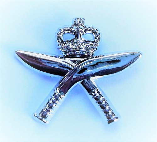 Royal gurkha kukris - gurkha, crown